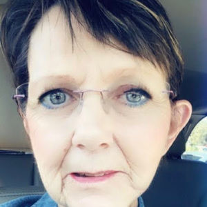 Meet your Posher, Debra